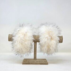 💖NEW! Faux Fur Cuffs - White